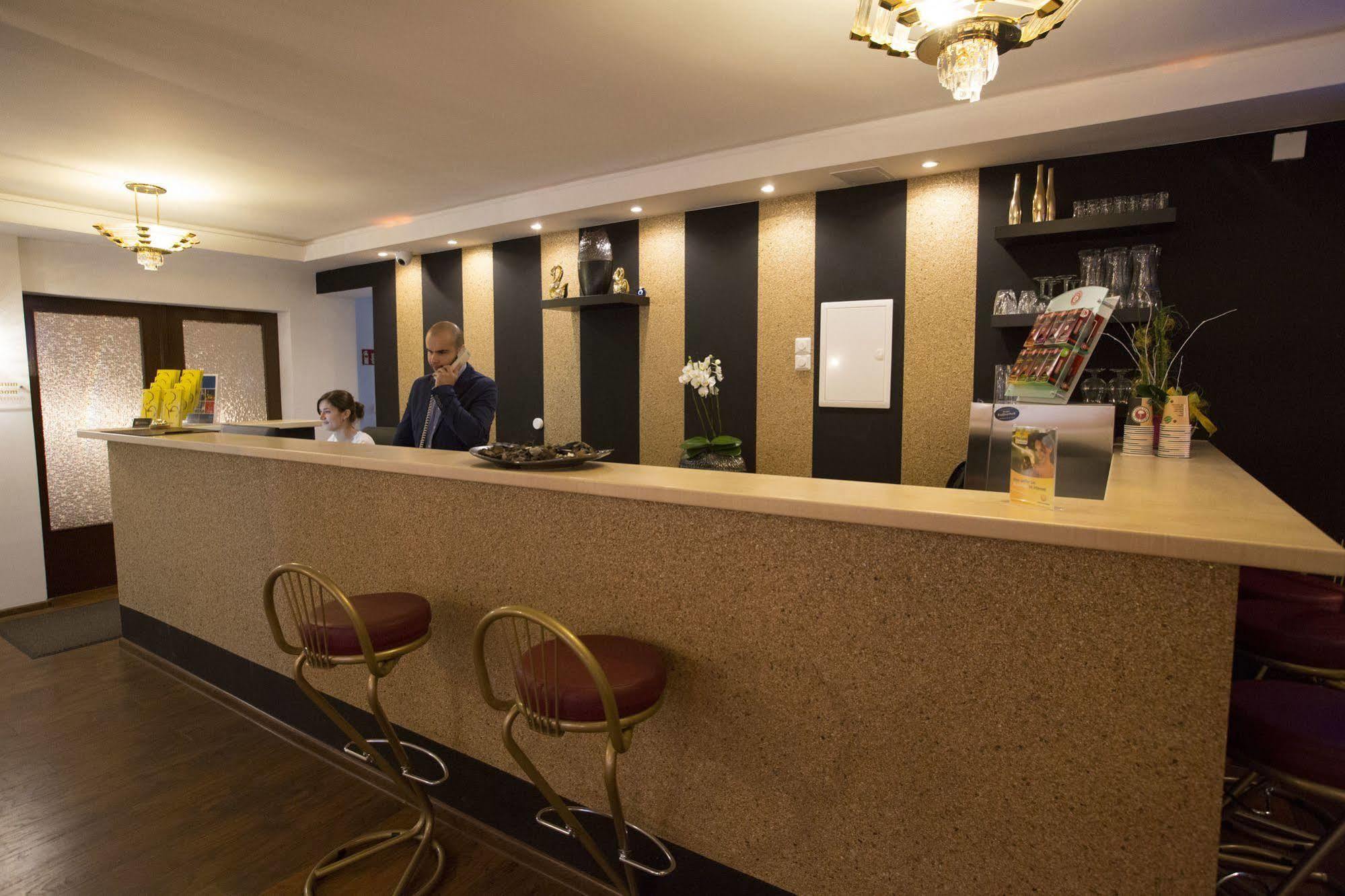 As Hotel Gottingen Exterior photo